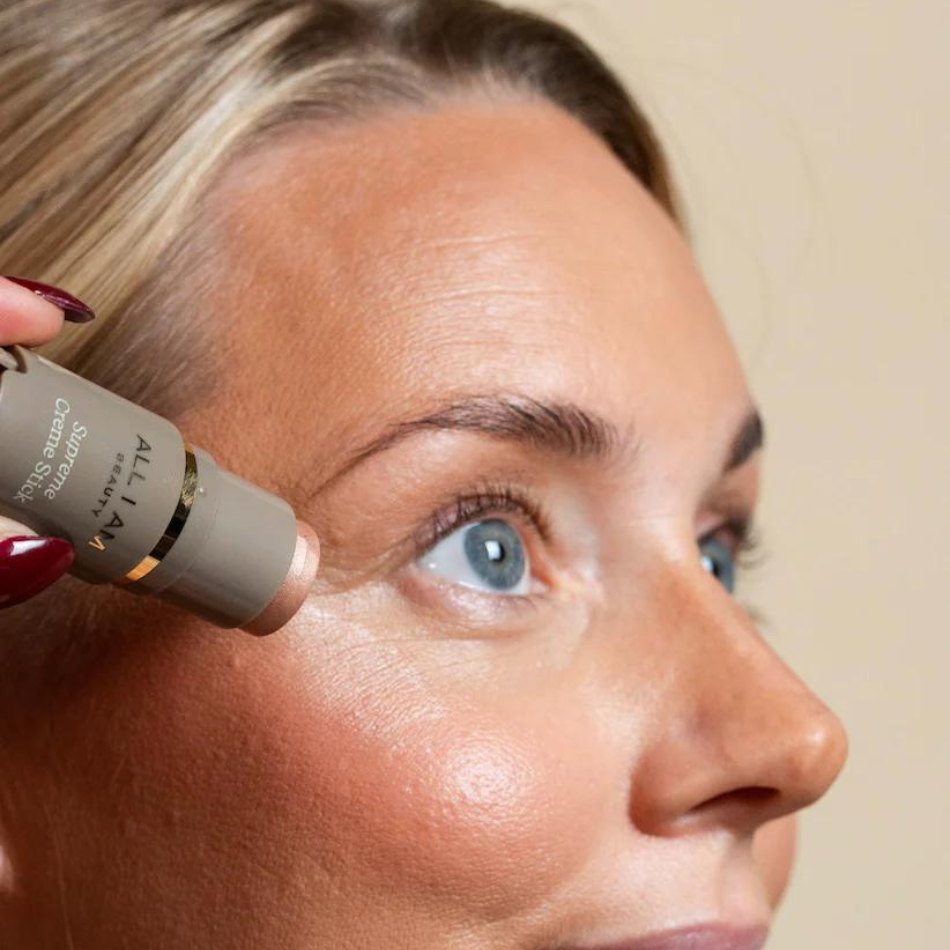 ALL I AM BEAUTY highlight stick
